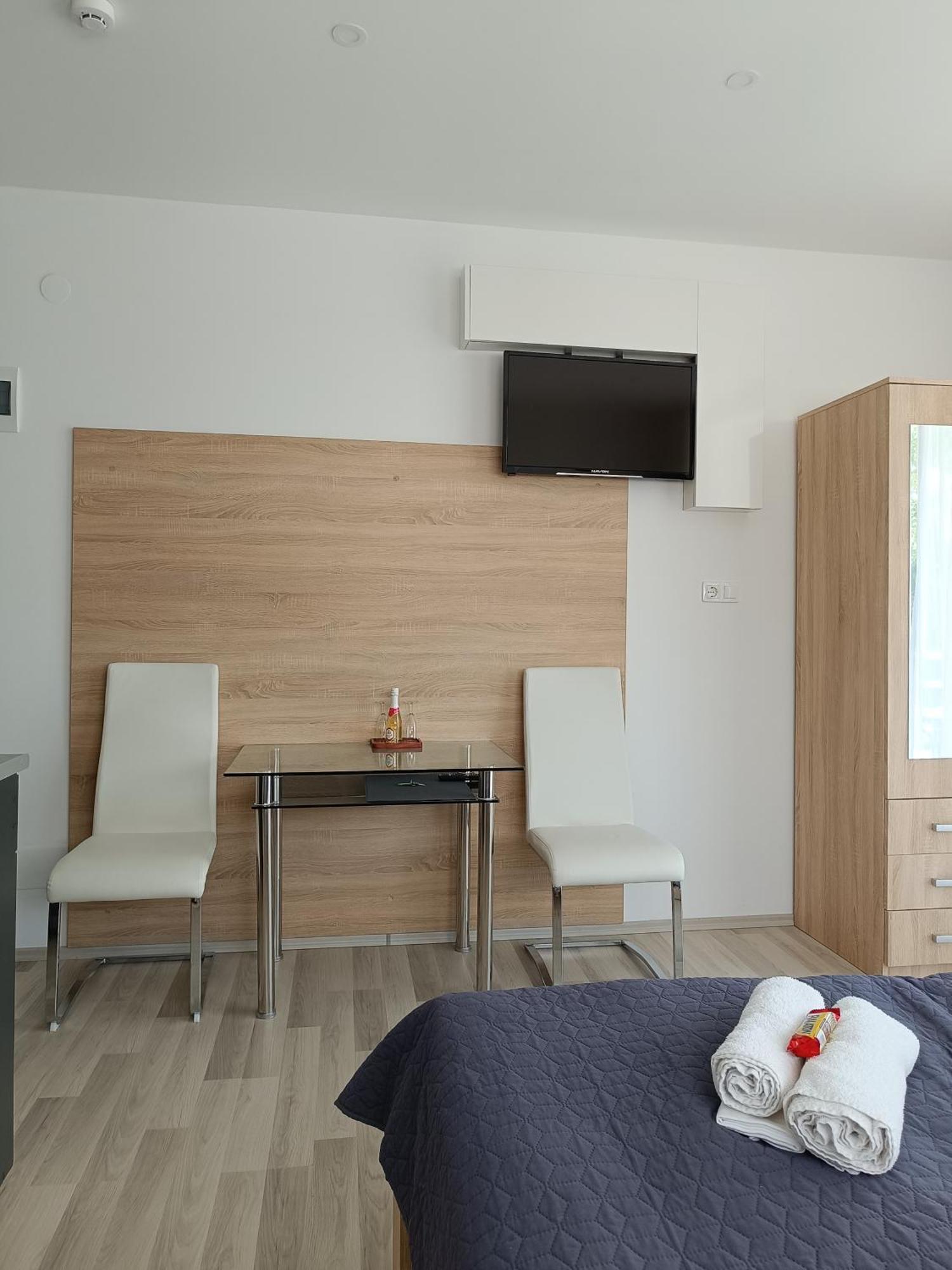 Ujhely Apartmanhaz Siófok Kültér fotó
