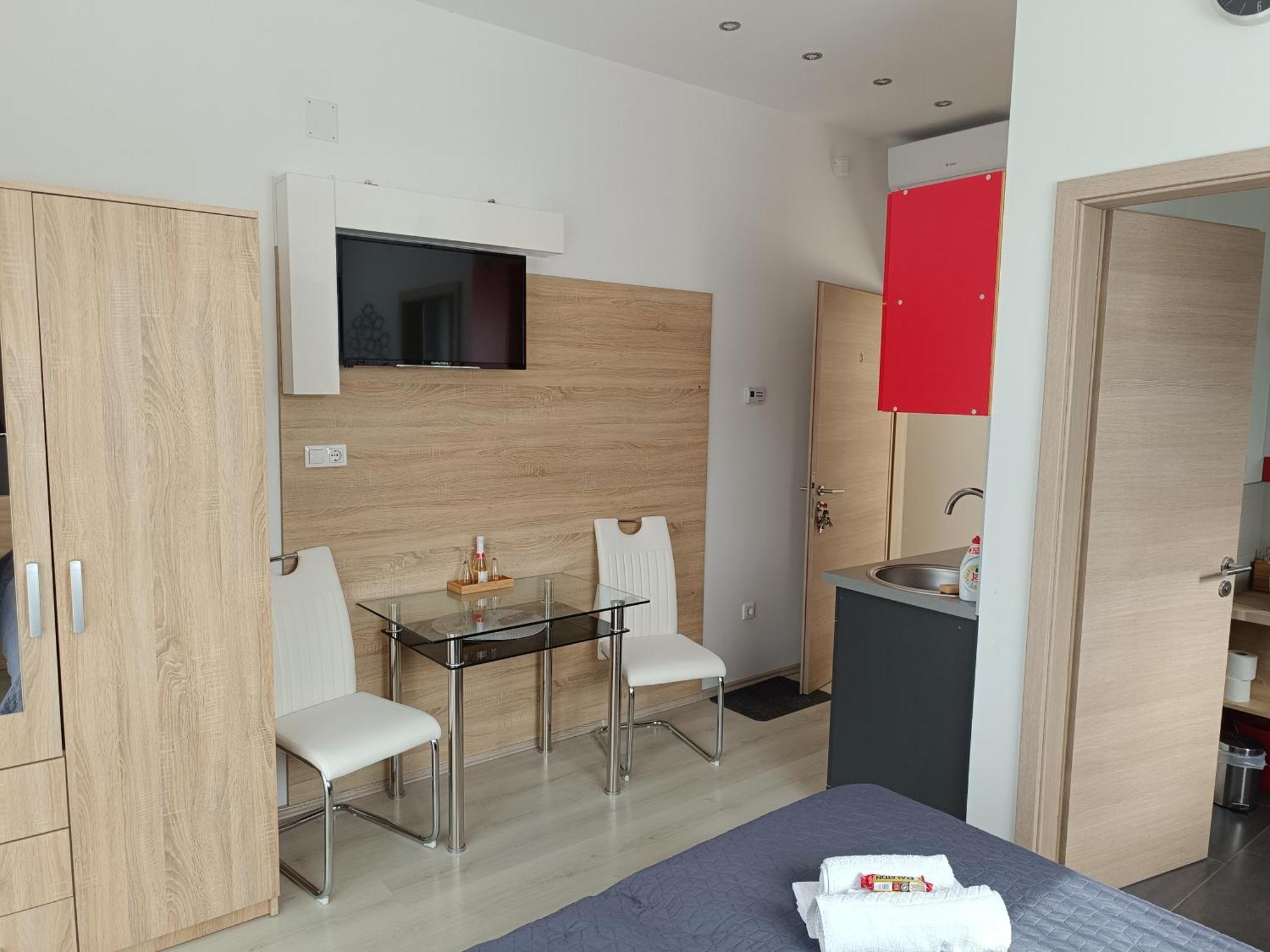Ujhely Apartmanhaz Siófok Kültér fotó