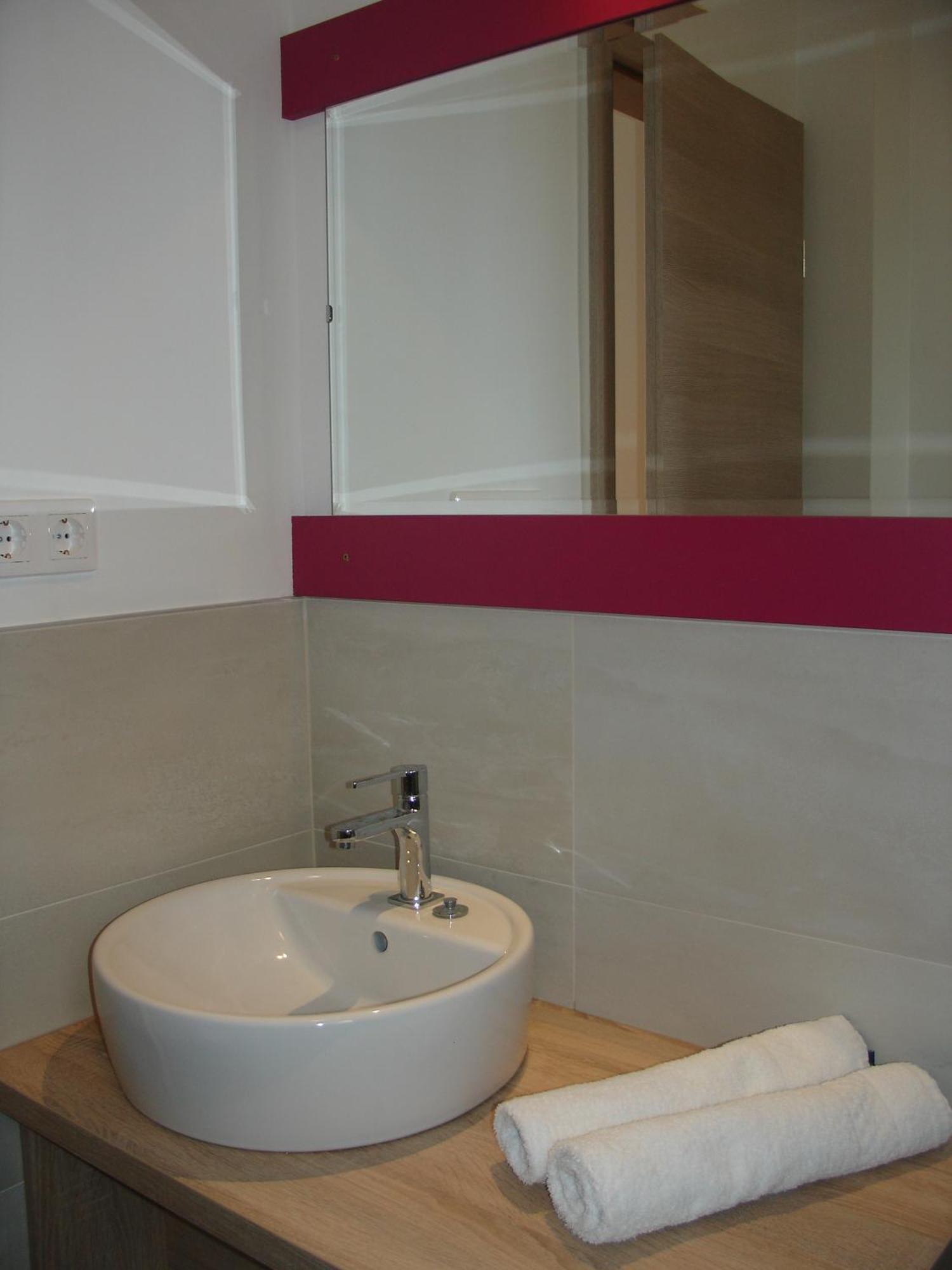 Ujhely Apartmanhaz Siófok Kültér fotó